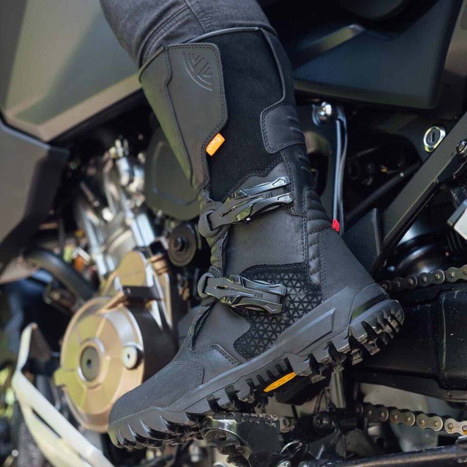 Merlin Maverick Boot Square
